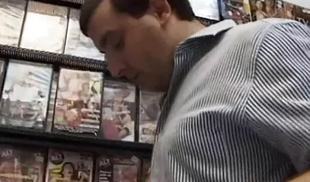 સુંદર મોટી ગાંડ પોર્ન ઘૂંટણ કાળા