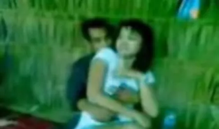 - અભિનિત Goldie પર ભારતીય pantyhose porn ગોલ્ડ સ્ટાન્ડર્ડ