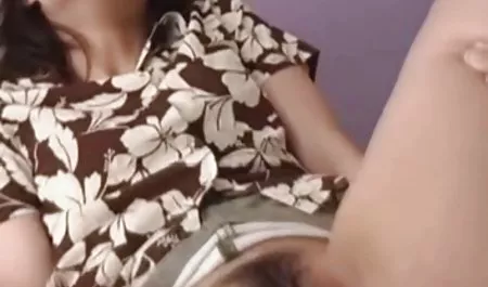 132 સેક્સ વિન્ટેજ પોર્ન ઘૂંટણ અને pantyhose