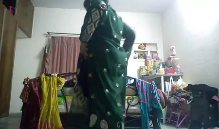 હોટ મમ્મી મારે તને ચોદવિ છે સારા જય આપે છે Blowjob કરવા માટે બાઇ-બાઇ-si કમ! પોર્ન pantyhose ઘર