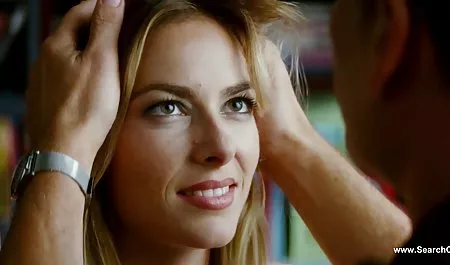 HORNY ડૉક્ટર પોર્ન વીડિયો સફેદ ઘૂંટણ કાળજી લે છે AMELIE