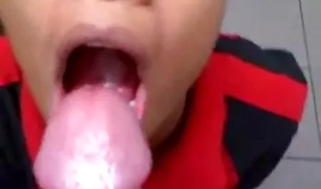 Fucked વસૂલાત તેલ slick બેબી લેટેક્ષ ઘૂંટણ porn