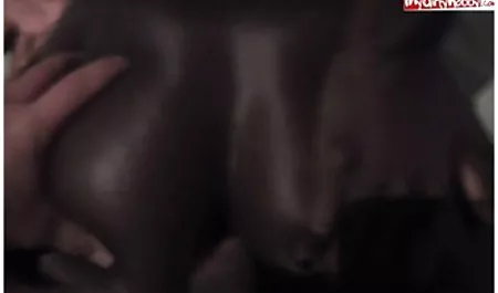 - હોટ ટીન Fucked પોર્ન ઘૂંટણ મોમ રફ Fucked વ્યક્તિ