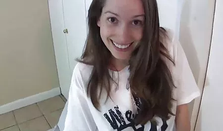 મોટી ડિંટ્ડી બ્રિટની અંબર Fucked નહીં ઘૂંટણ અને pantyhose porn